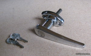 Galley 'L' Handle